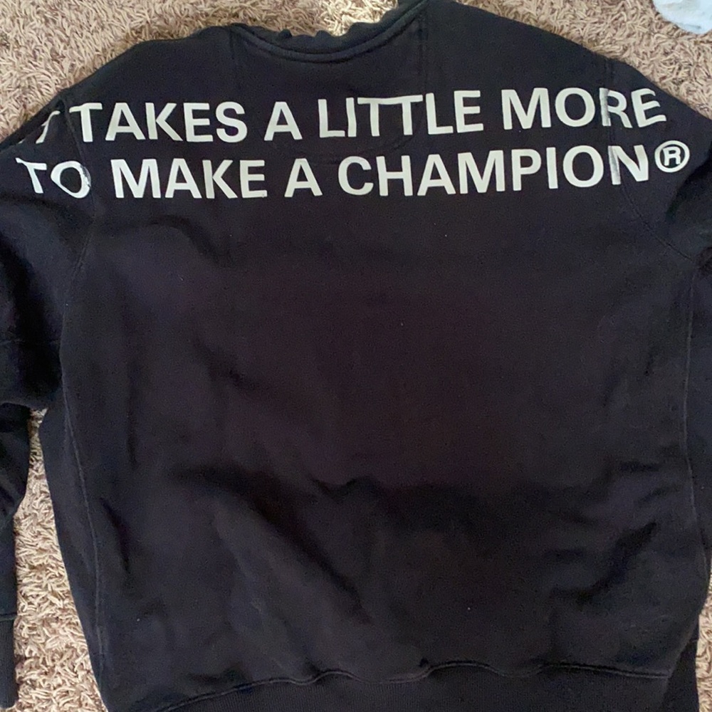 men’s champion crewneck - Picture 3 of 6